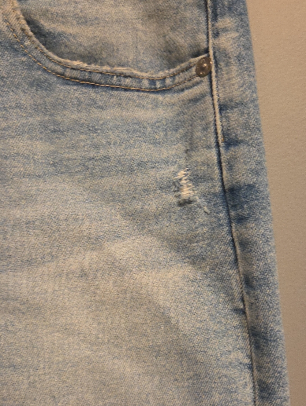 Ag Adriano Goldschmied SAIGE Straight-Leg Cropped Jeans - Picture 4 of 10